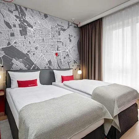 Intercityhotel *