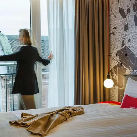 Intercityhotel Hotel *