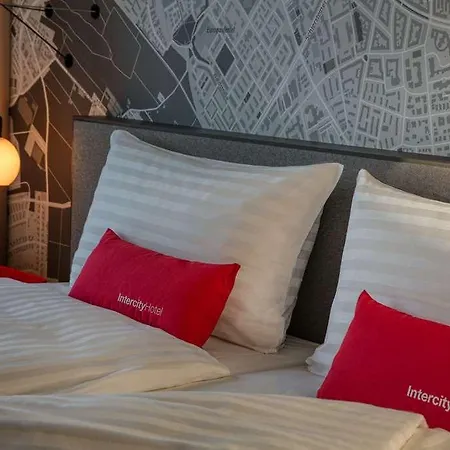 Intercityhotel * Wiesbaden
