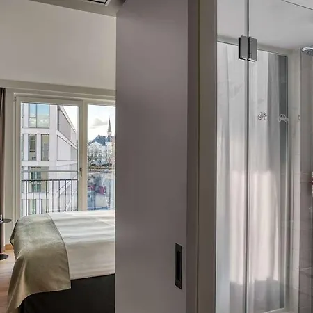 Intercityhotel Отель *