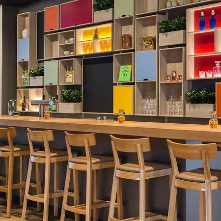 Intercityhotel Отель