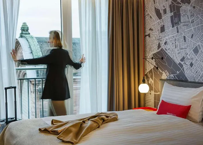 Intercityhotel 호텔 *