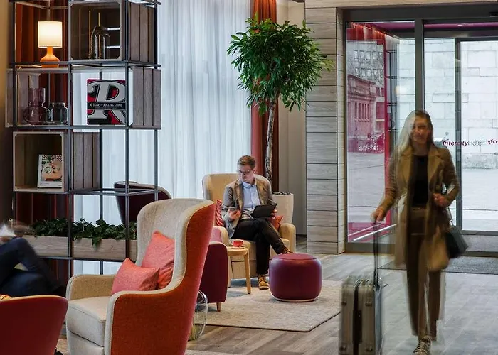 호텔 Intercityhotel