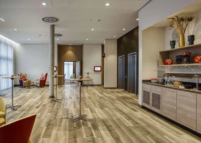 호텔 Intercityhotel